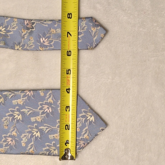 Jos.A.Bank Silk Tie - Picture 4 of 5